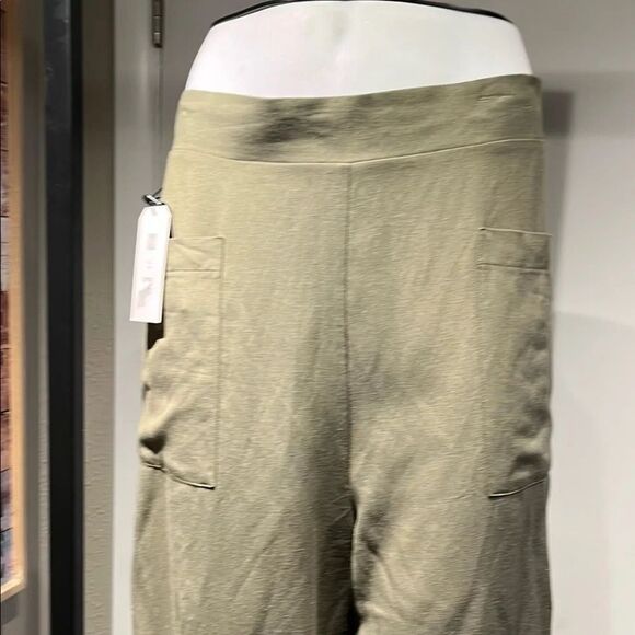 Clara Sun Woo Green Wide Leg Jumpsuit - Picture 4 of 11